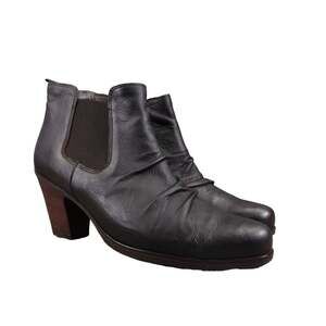 Paul Green Shoes Womens 9 Bootie Block Heel Chelsea Slouch Leather Classic Black